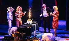 Teatr Komedia pokazuje, jak starzeć się z dystansem do siebie