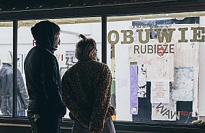 Metamorfoza na bazarku. Pawilon 27 pełen kultury