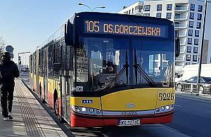 Radny chce częstszych kursów 105-ki. ZTM: "Nie ma przepełnienia"