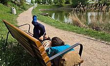 Glinianki Sznajdra toną w ciemnościach. Czy ratusz rozjaśni ten teren?