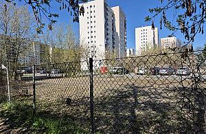 Parking widmo na Jelonkach. Czy mieszkańcy w końcu z niego skorzystają?