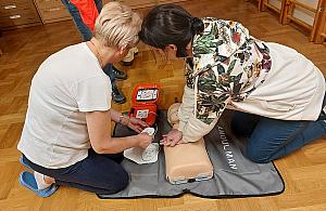 Radna apeluje o kursy pierwszej pomocy dla seniorów