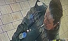 Groźby wobec pracownika jubilera. Policja szuka dwóch mężczyzn