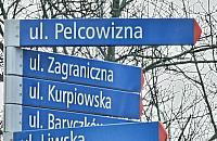 Pierwszy znak z nową nazwą ulicy Wysockiego