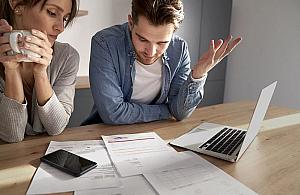 Spirala chwilówek nie daje Ci spać? Może to czas, by rozważyć upadłość konsumencką