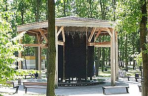 Tężnia solankowa pomiędzy Puławską i Merliniego?