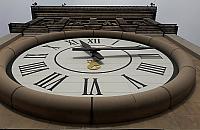 Centrum Warszawy już wkrótce bardziej punktualne? Nowe zegary w planach