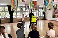 Policjant rozmawiał z młodzieżą o hejcie. Spotkanie w MDK przy Cegłowskiej