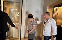 Atak na policjanta i dziesiątki fałszywych zgłoszeń. 21-latka w areszcie