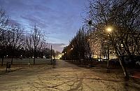 Ciemności w parku na Sadybie. Czy wkrótce będzie lepiej?