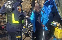 Błyskawiczna pomoc dla 70-latki w kryzysie bezdomności. Straż miejska i organizacje zadziałały razem