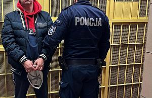 Poszukiwany 50-latek zatrzymany przez policjantów z prewencji