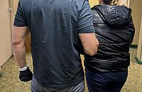 7600 nielegalnych papierosów w aucie 44-latki