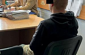 Próbował wynieść ze sklepu 26 flakonów perfum. Zatrzymali go policjanci