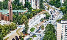 Pętla z szerszym chodnikiem? "Piesi wpadają na oczekujących pasażerów"