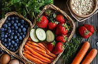 Co jeść wiosną, gdy cierpisz na zespół jelita drażliwego?