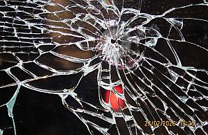 Strzał w tramwaj linii 13. 22-latek z zarzutami