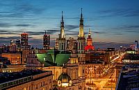 Drogi krzyżowe w Warszawie. Ulice zamknięte, zmiany w komunikacji