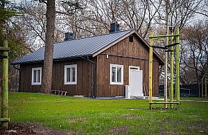 Domki fińskie przy Bibliotece Narodowej. Nowa przestrzeń w parku