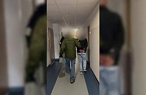 Ucieczka przed policją zakończona zatrzymaniem. Kierowca był poszukiwany