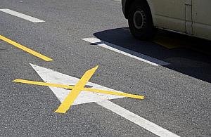 Zwężenie na Górczewskiej. Drogowcy układają nowy asfalt