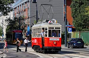 Zabytkowe tramwaje na Wielkanoc w Warszawie. Linia W wraca na ulice