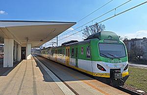 Duże zmiany na linii otwockiej. Autobusy zastępcze i zmiany w kursowaniu pociągów