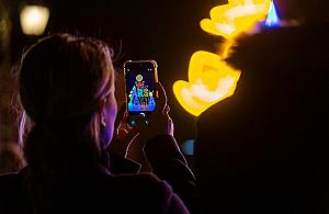 Napis Warszawa wraca i zostaje na stałe przy Placu Zamkowym