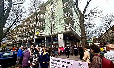 Sielce protestują przeciw ośrodkowi uzależnień. Mieszkańcy boją się o bezpieczeństwo