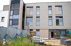 Rozbudowa Domu Kultury Zacisze z dużym opóźnieniem. Ile to jeszcze potrwa?