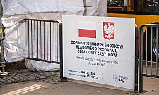 Remont Grubej Kaśki w Warszawie. Zabytkowa studnia przechodzi metamorfozę