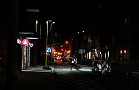 Nowe oświetlenie tymczasowych przejść w Warszawie. Piesi będą lepiej widoczni