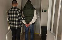 Prawie 2 promile i zakaz prowadzenia. 40-latek zatrzymany