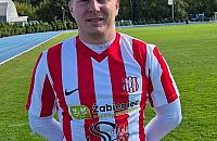 Policjant poza służbą ruszył na pomoc. Dramatyczne chwile na boisku