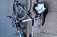 Rowerzysta upadł na ścieżce. Strażnicy ruszyli z pomocą