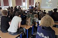 Uczniowie uczyli się o cyberprzemocy i odpowiedzialności