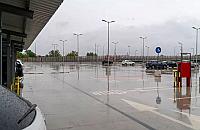 Legionowo przypomina o darmowych parkingach. Wolnych miejsc wciąż nie brakuje