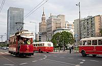 Parada zabytkowych tramwajów i tort. Warszawa świętuje 160-lecie komunikacji