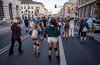 Weekendowe przejazdy w Warszawie. Utrudnienia dla kierowców