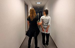 Okradali kierowców aplikacji i pryskali gazem pieprzowym