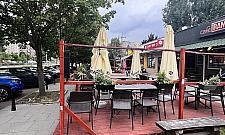 Restauratorzy z Bemowa chcą dłuższego sezonu ogródków gastronomicznych