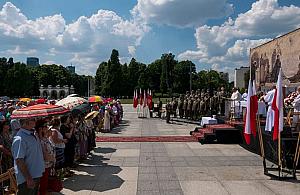 Boże Ciało w Warszawie. Dziesiątki procesji i zmiany w komunikacji miejskiej