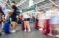 Lotnisko Chopina pęka w szwach. Rekordowi pasażerowie i wielka modernizacja