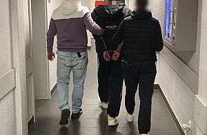 Narkotyki w aucie i mieszkaniu. 27-latek trafił do aresztu
