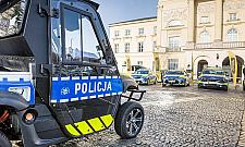 Policyjne meleksy pomagają dzielnicowym patrolować Śródmieście