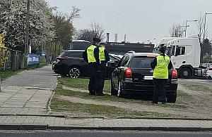 S�upki przy Hynka odgrodz� klepisko wykorzystywane jako dziki parking