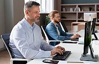 Outsourcing IT dla ma�ych i �rednich firm w Warszawie - kiedy to si� op�aca?