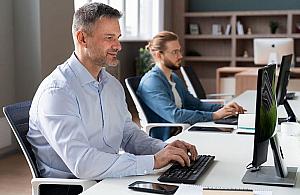 Outsourcing IT dla ma�ych i �rednich firm w Warszawie - kiedy to si� op�aca?