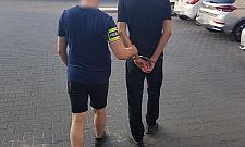 Wpadli po wypłacie pieniędzy z bankomatu. Trzech mężczyzn trafiło do aresztu