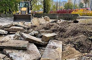 Mniej betonu, więcej zieleni. Kolejne bielańskie podwórka przejdą metamorfozę
